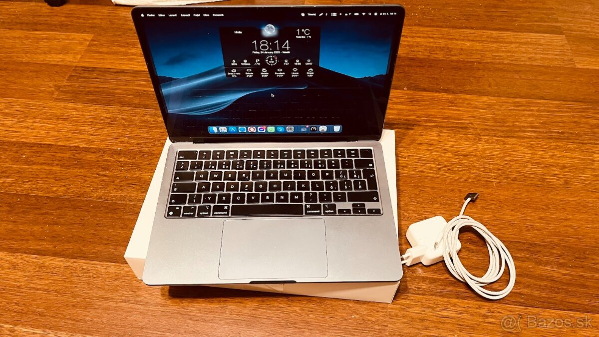 Apple Macbook Air M2, len 58 cyklov batérie