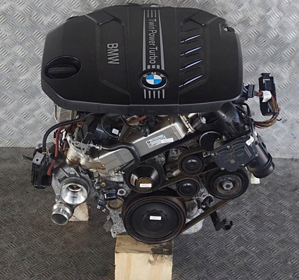 predám motor: kód N47D20C 2.0d 105kw, 135kw na Bmw