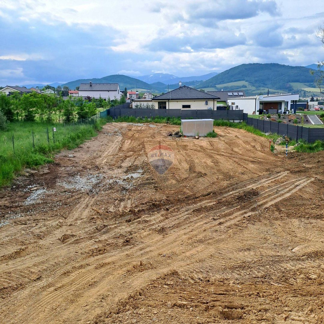 Pozemok na výstavbu rodinného domu v lokalite Brezno