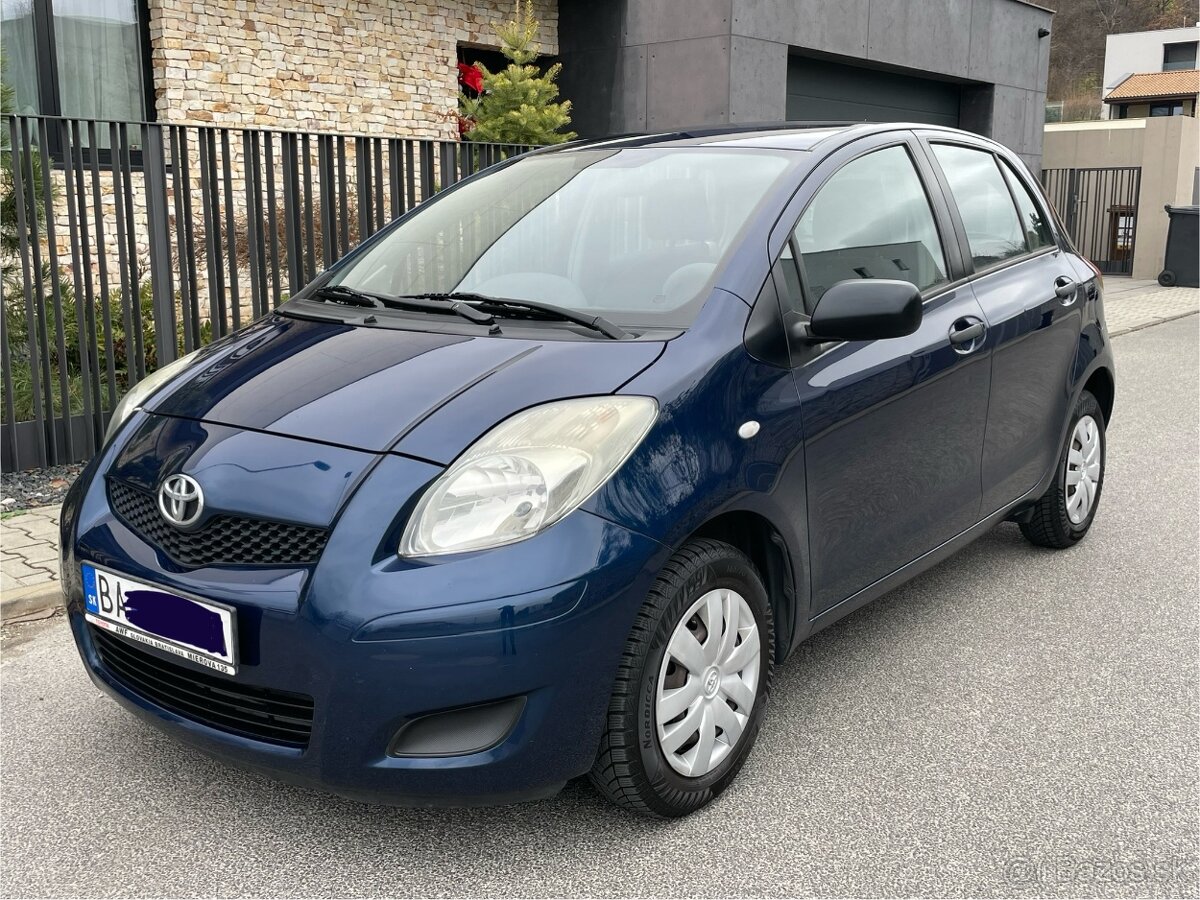 Toyota Yaris 1.0 VVTi, 2010, prvý majiteľ