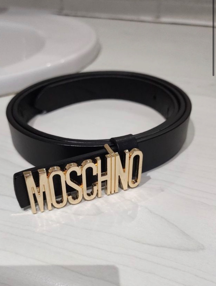 Moschino opasok