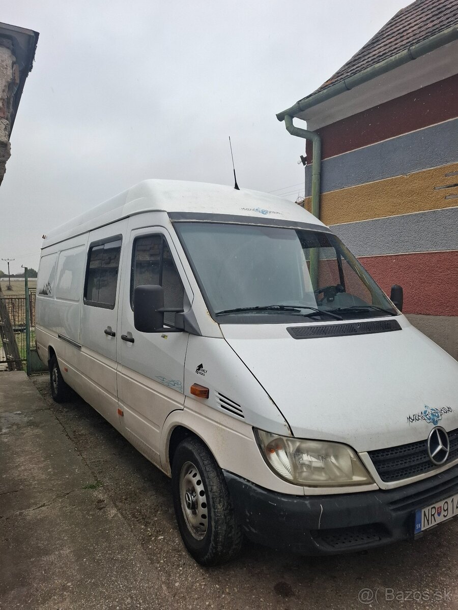 Mercedes sprinter