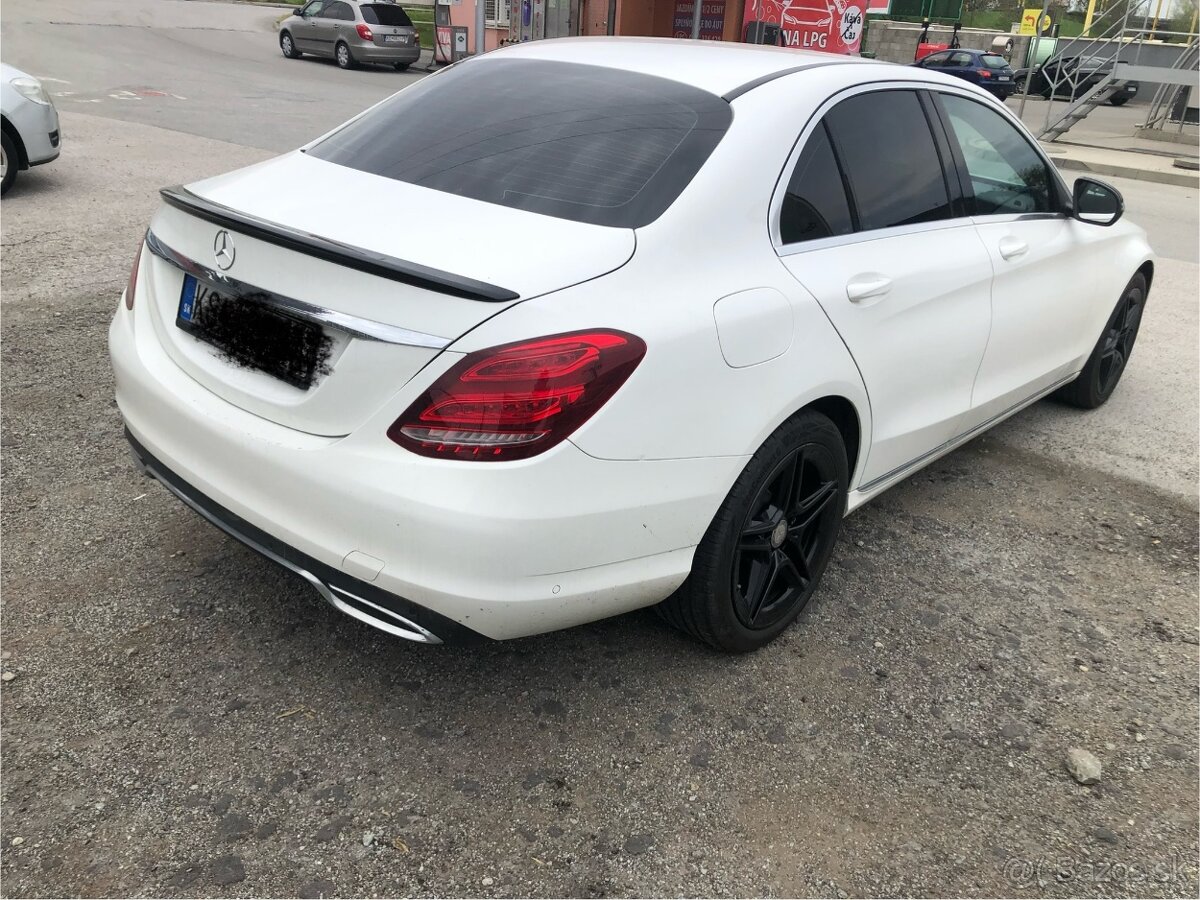 Mercedes Benz C 200 d, 100 kW, 2017, 129 000 km