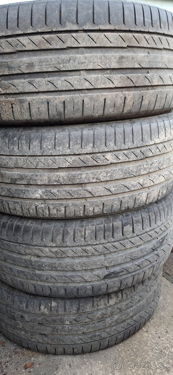 235/55R18 letne continental