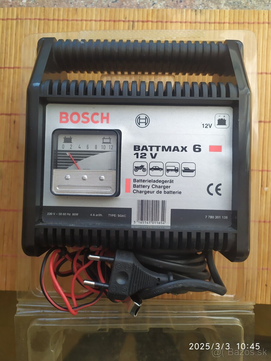 PREDÁM 12V  NABÍJAČKU BOSCH BATTMAX 6,