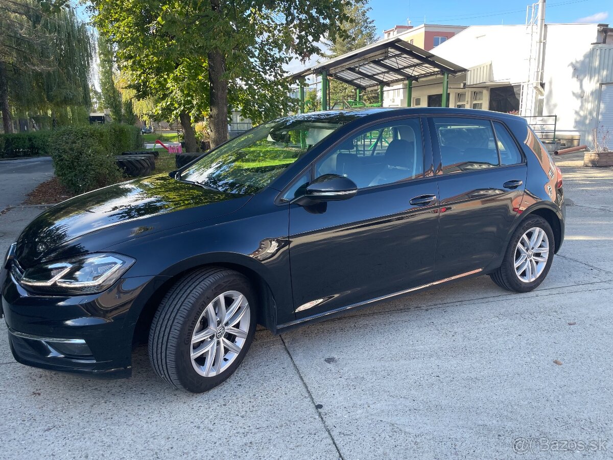 VW Golf 2,0 TDi Highline DSG (2018) prvý majiteľ