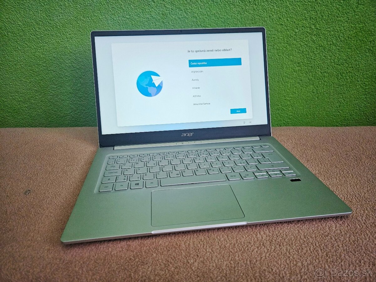 Acer Swift 3,Core i3-1115G4,8GB RAM,256GB SSD