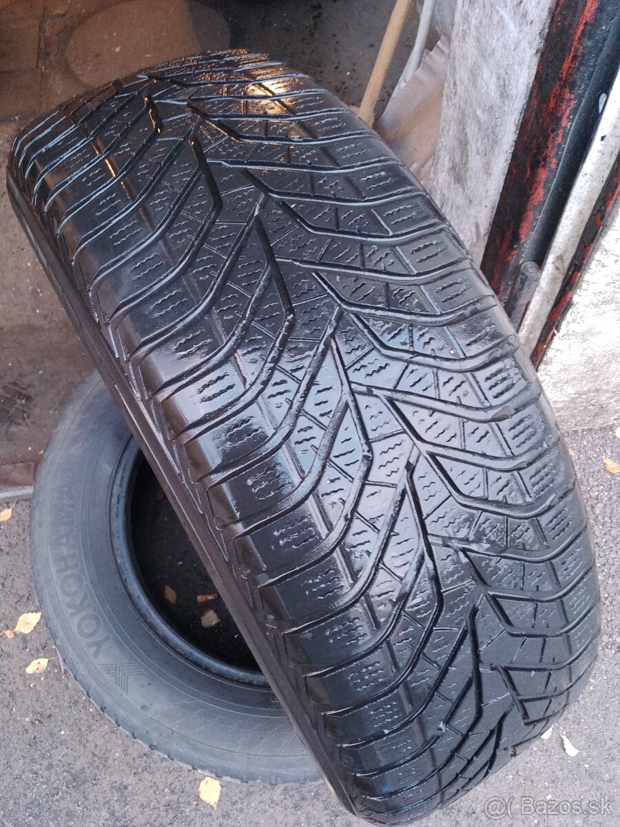 2x zimné pneumatiky 215/60 r16