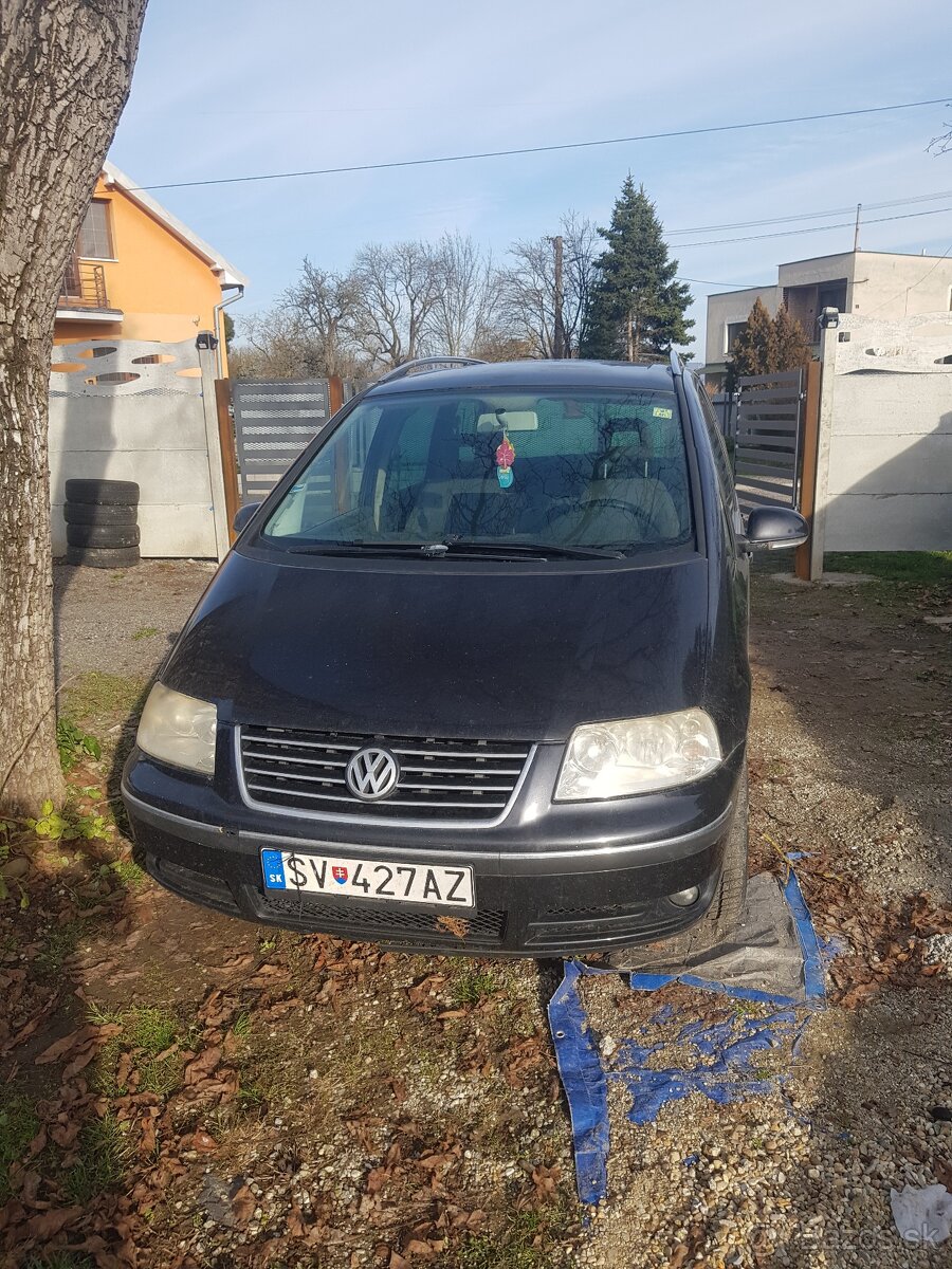 W sharan 1.9tdi 85kw 2004r 7 miestne