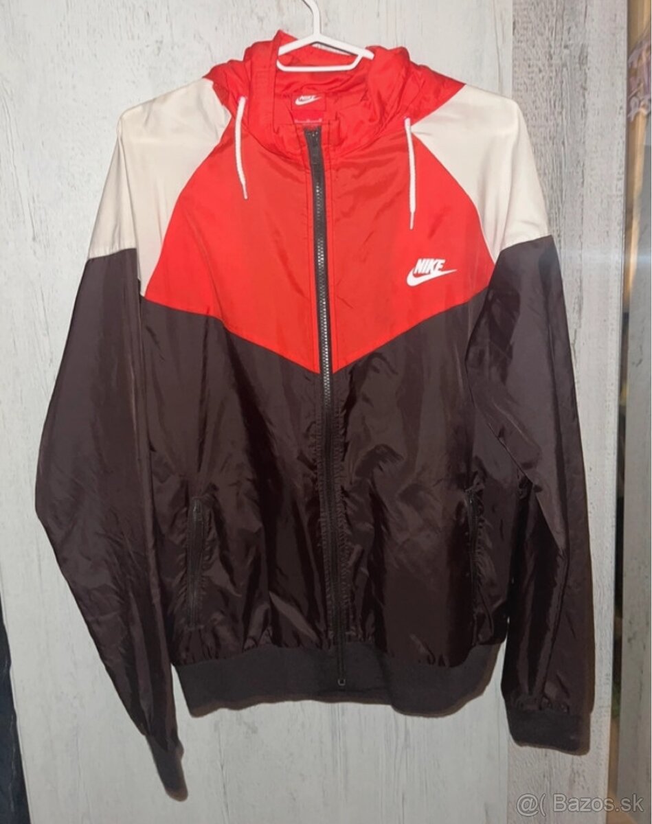 Nike vintage bunda