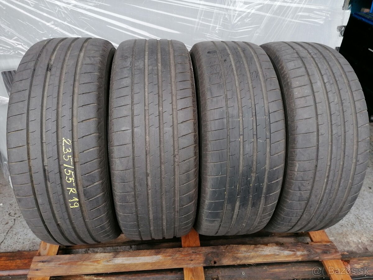 Letne 235/55R19 Bridgestone