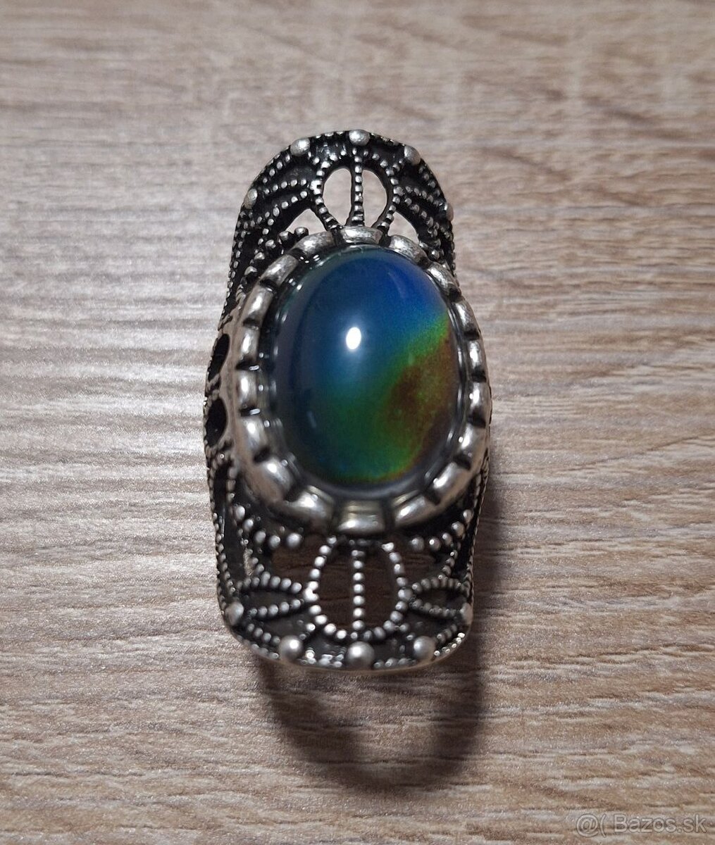 Prsteň nálady / Empowering New-Age Mood Ring