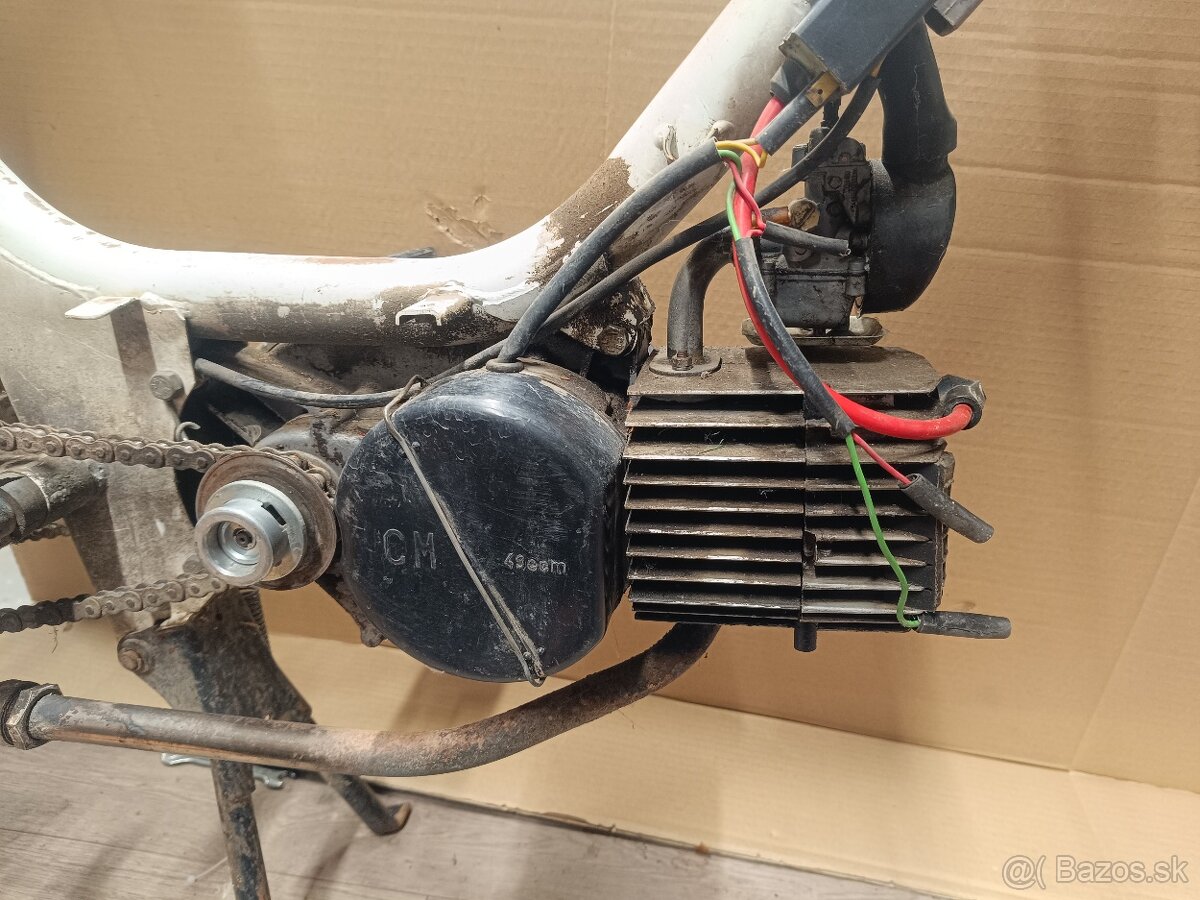 Motor babetta 210 dvojrychlostny + štítok