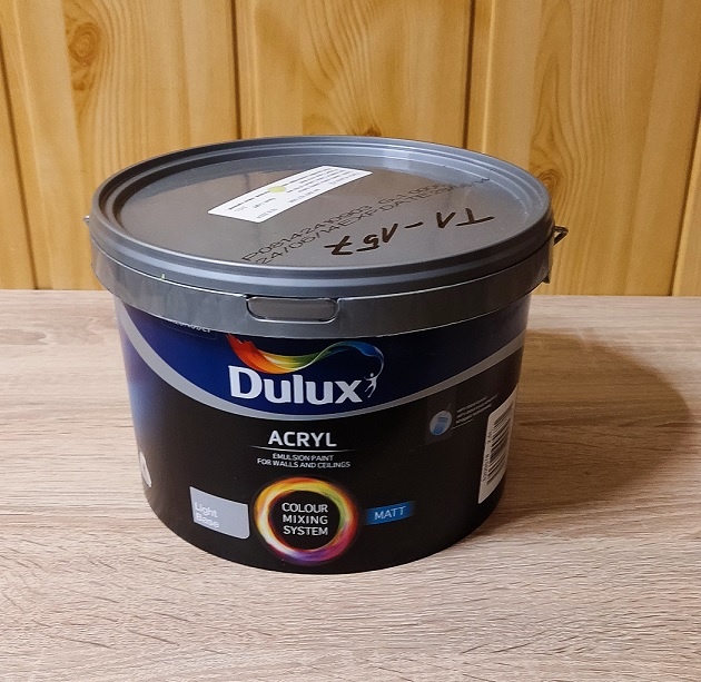 Predám novú nepoužitú farbu DULUX 2,5L