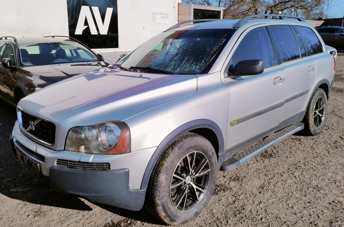 Volvo XC90 D5 120kw - Náhradní díly