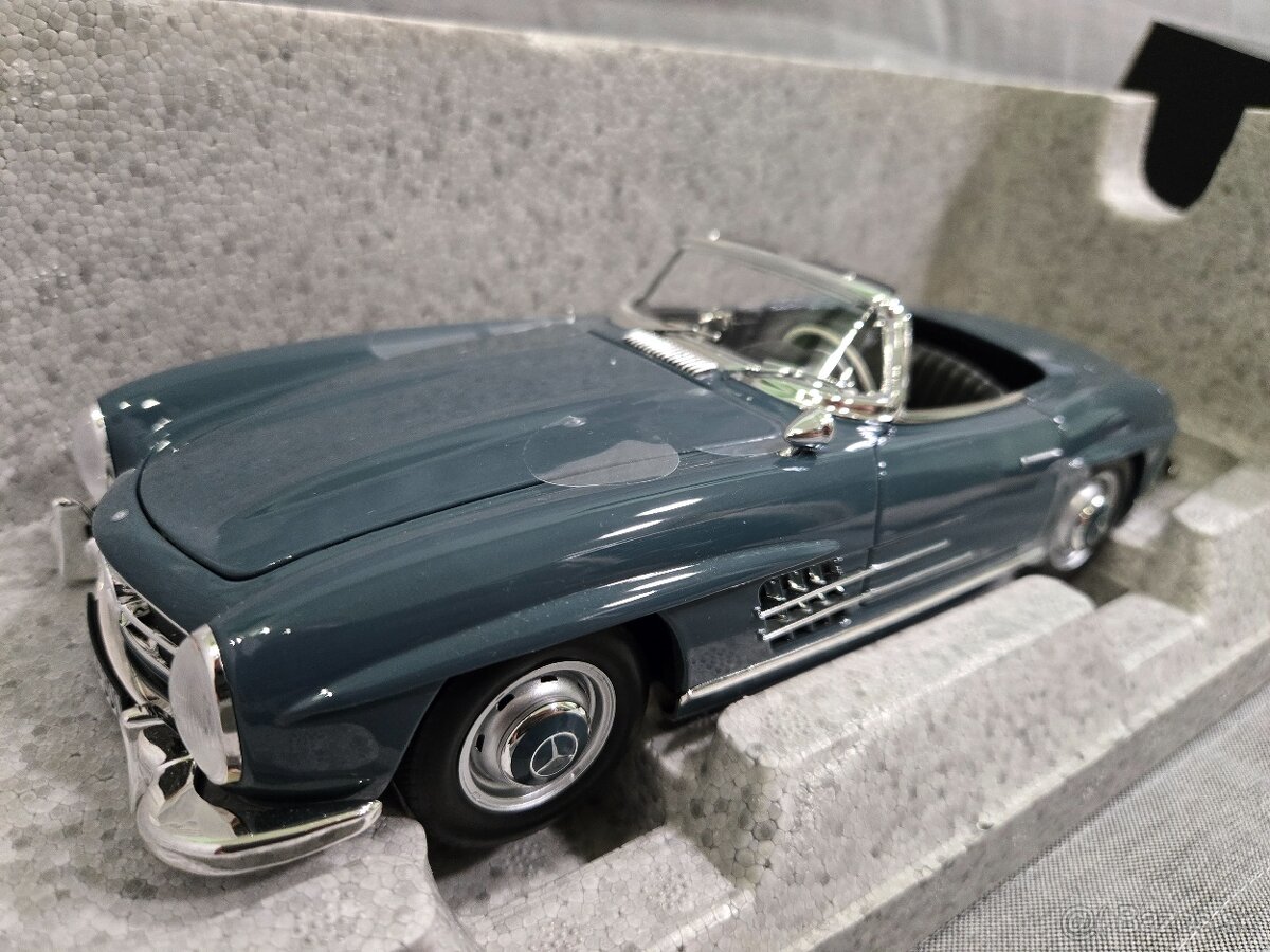 Mercedes Benz 300 SL roadster 1:18 Norev