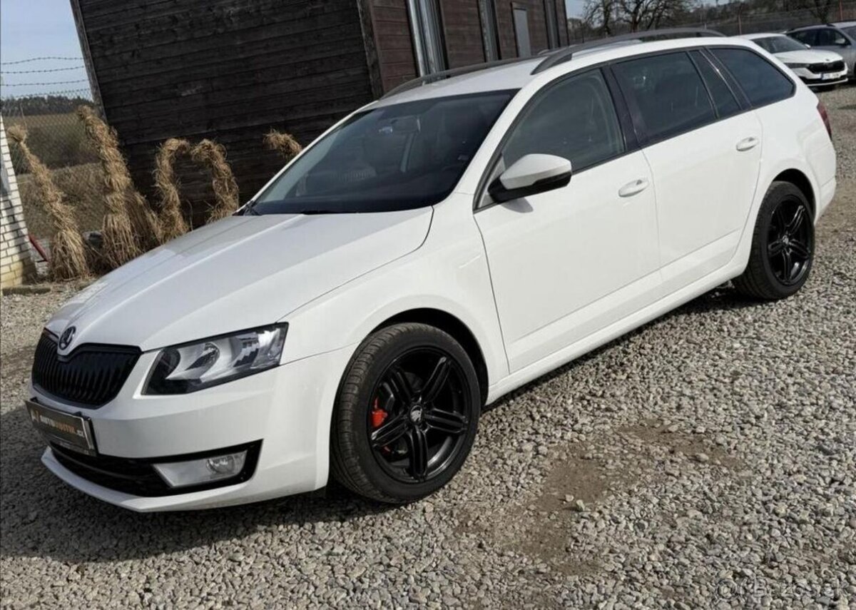 Škoda Octavia 1,6 TDI 77kW NAVIGACE nafta manuál 77 kw