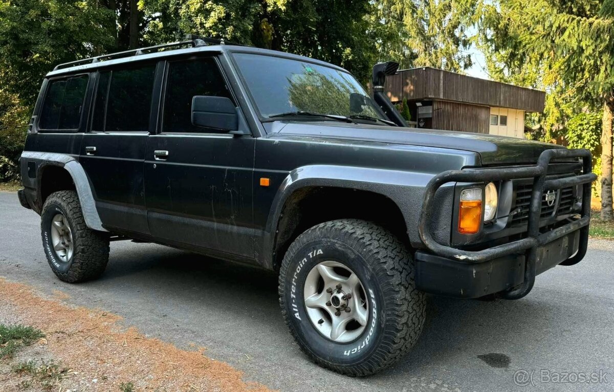 Rozpredám Nissan Patrol Y60 wagon 2.8td RD28t