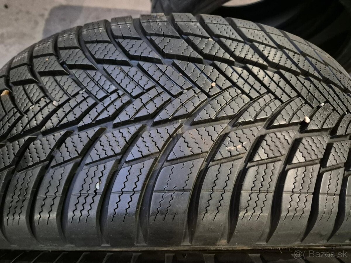 235/55 r18 zimné 2 ks BRIDGESTONE dezén 6,9 mm DOT2020