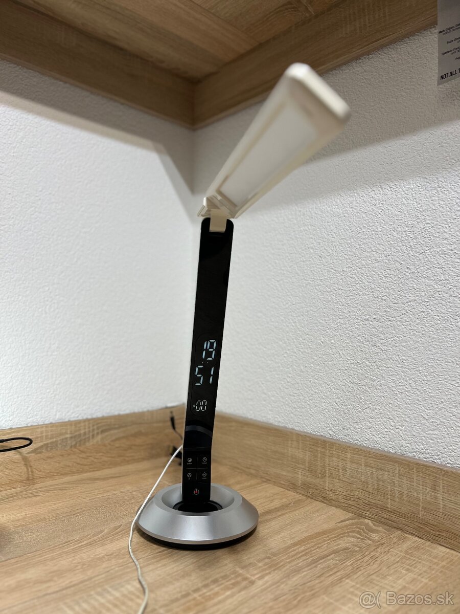 Predám LED stolovú lampu, velmi silná