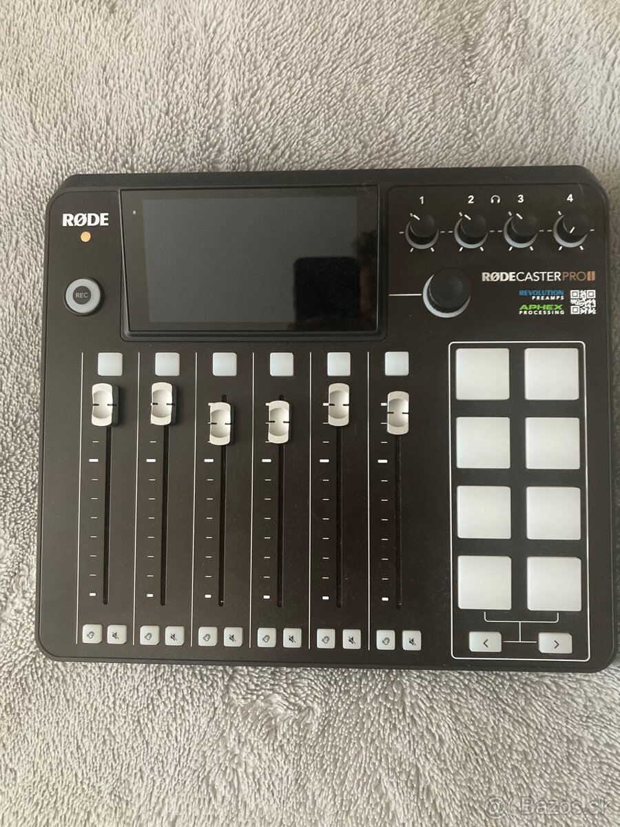 RodeCaster II Pro