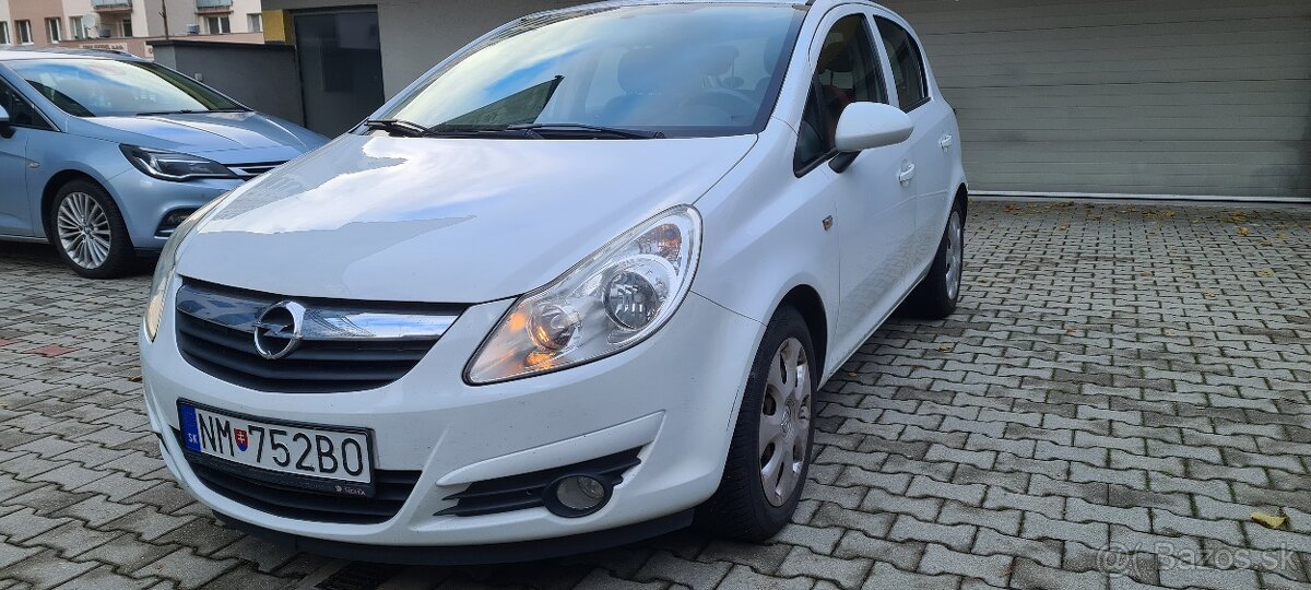 Corsa 1229/59KW  bezín