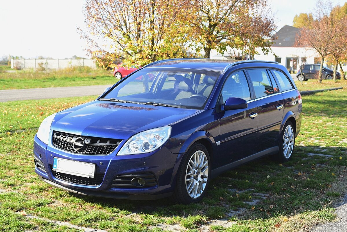 Opel Vectra C Facelift - Cosmo Caravan 2,8 V6 turbo 250k