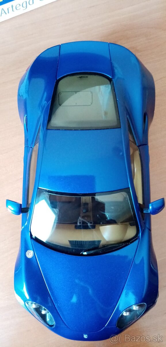 ARTEGA GT 1:18 od Revell