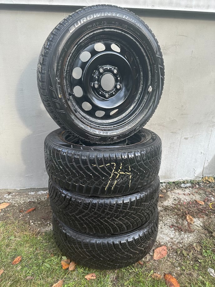 Plechové disky +Zimne pneu Falken 195/55 R16 5x120