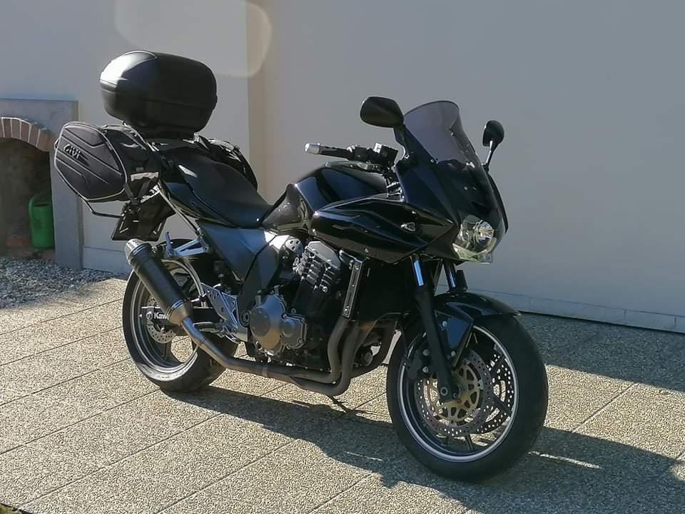 Kawasaki ninja 750