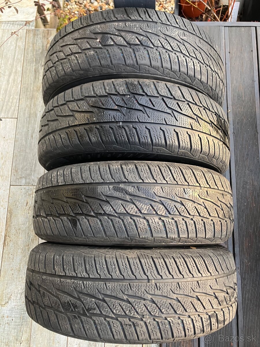 //Matador 195/65 R15 zimne pneu sada