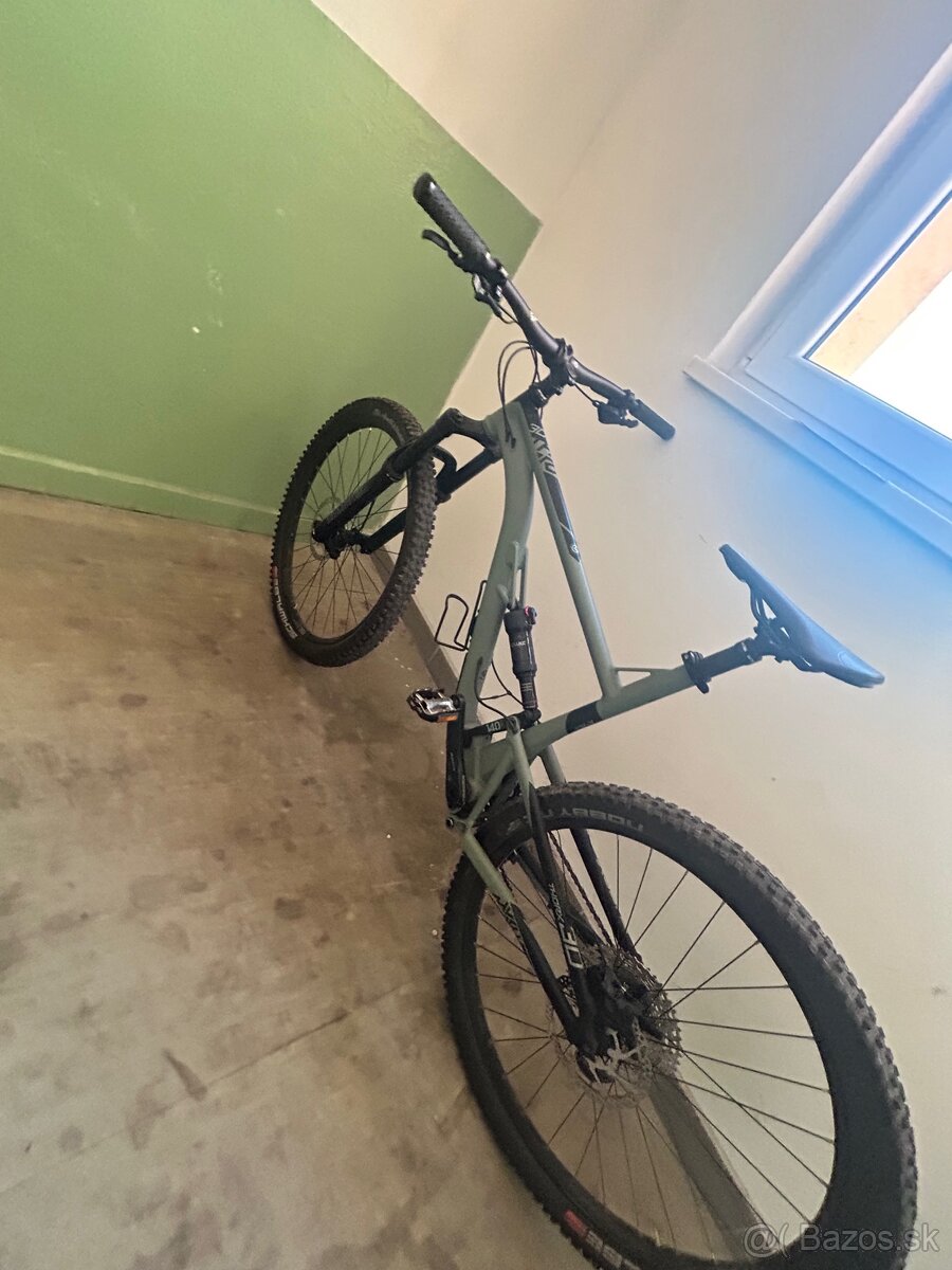 Celoodpruzeny bike kellys thorx 30 29”