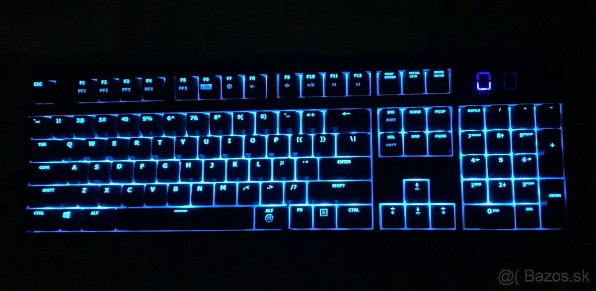 klávesnica mechanická RGB Asus