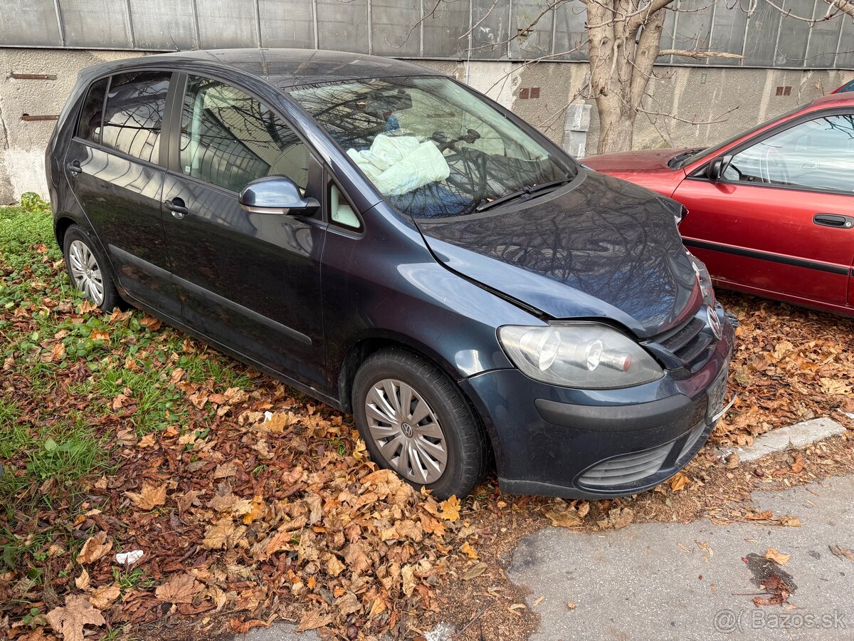 Predám Volkswagen Golf plus