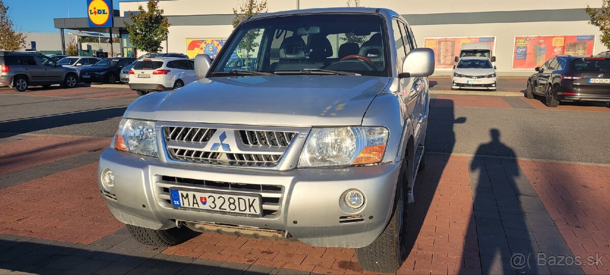 Predám Mitsubishi Pajero 3.2 DiD 118kw w78W 4m41