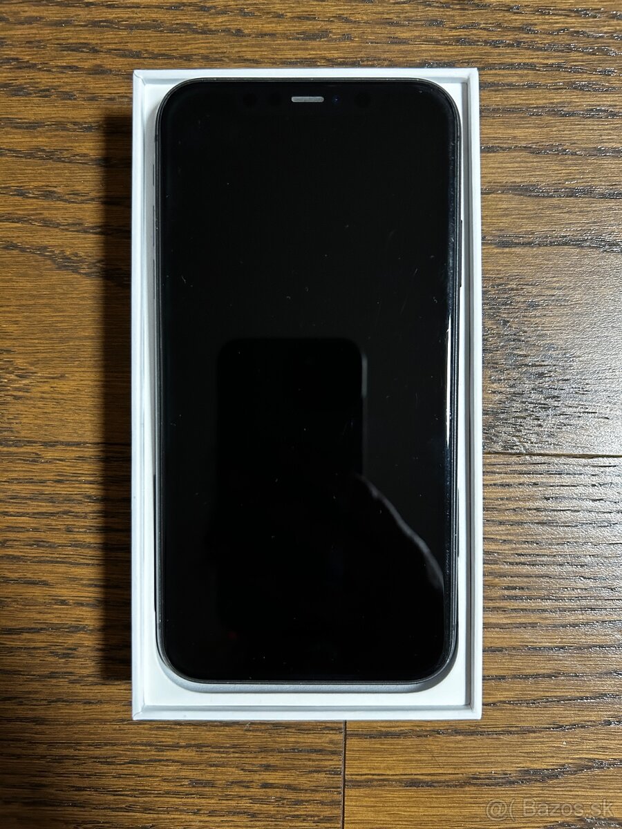 iPhone 11 64GB, vo vybornom stave