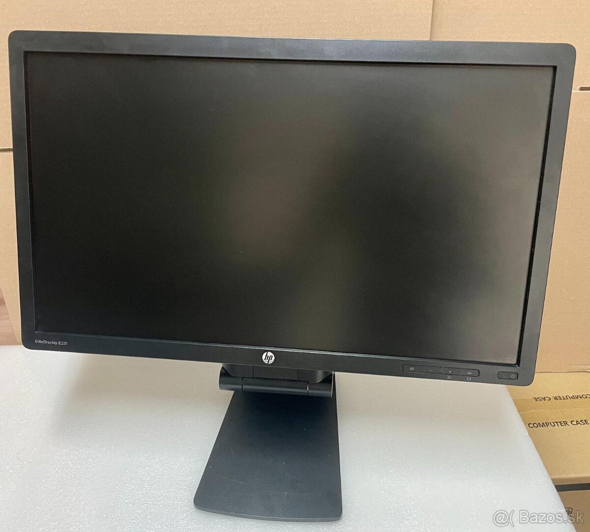 2ks monitorov HP EliteDisplay E201 Monitor