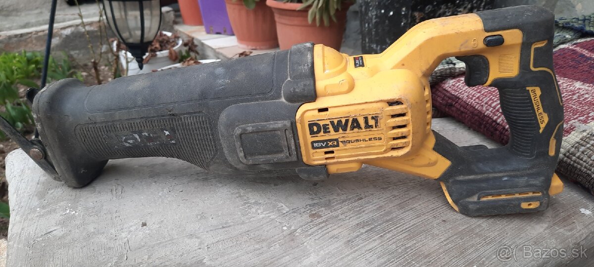 Dewalt