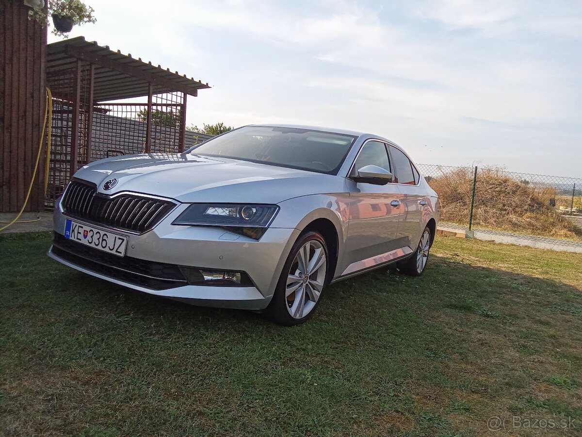 Škoda Superb 12/2015 TDi Ambition