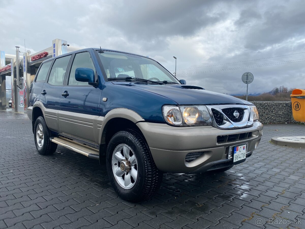 Nissan Terráno 2,7 tdi -7 miest