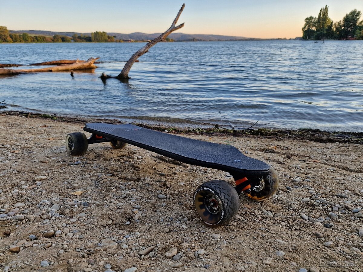 Exway X1 Pro Elektrický longboard