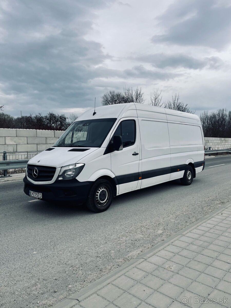 Mercedes sprinter