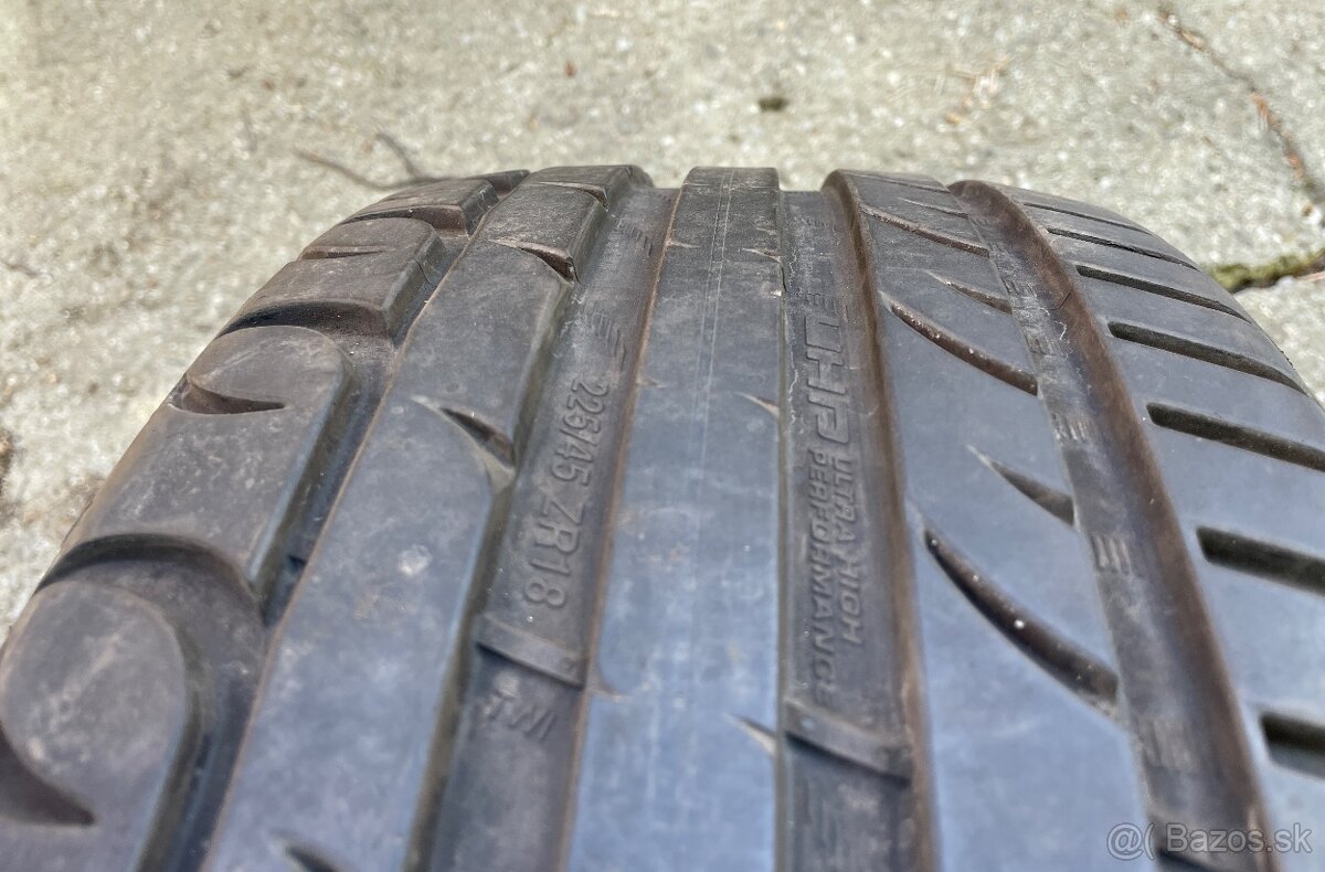 225/45 R18 95W 2x 7mm