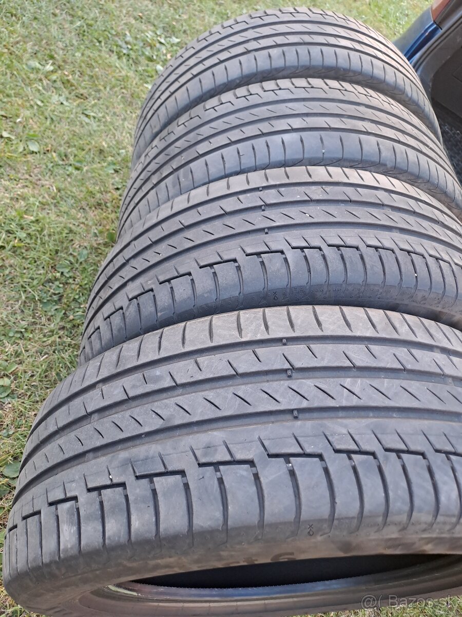 225/55r19 Continental premium contact 6 pneu