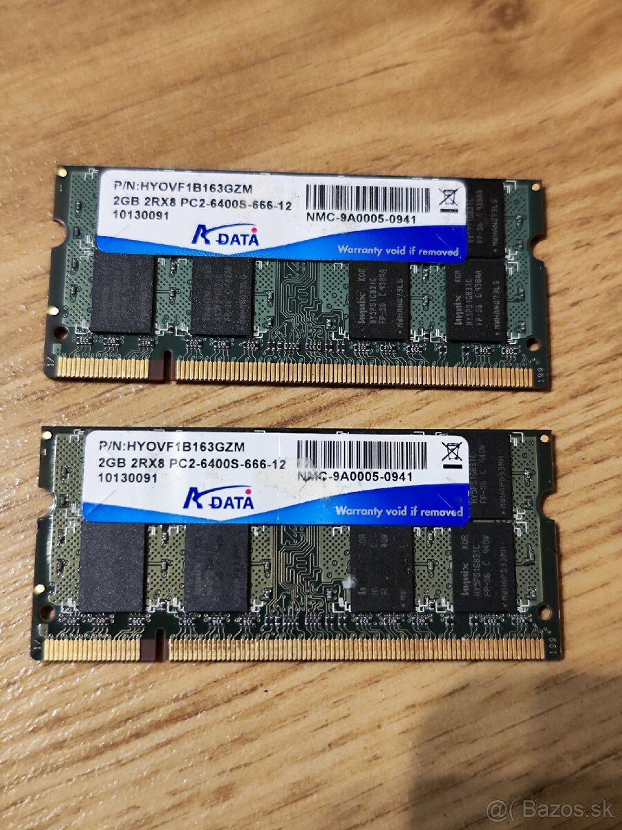 2x DDR2 - 2GB Ram