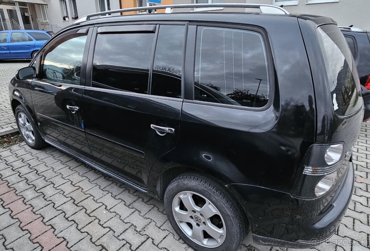 Predam Volkswagen Touran 1.9 tdi