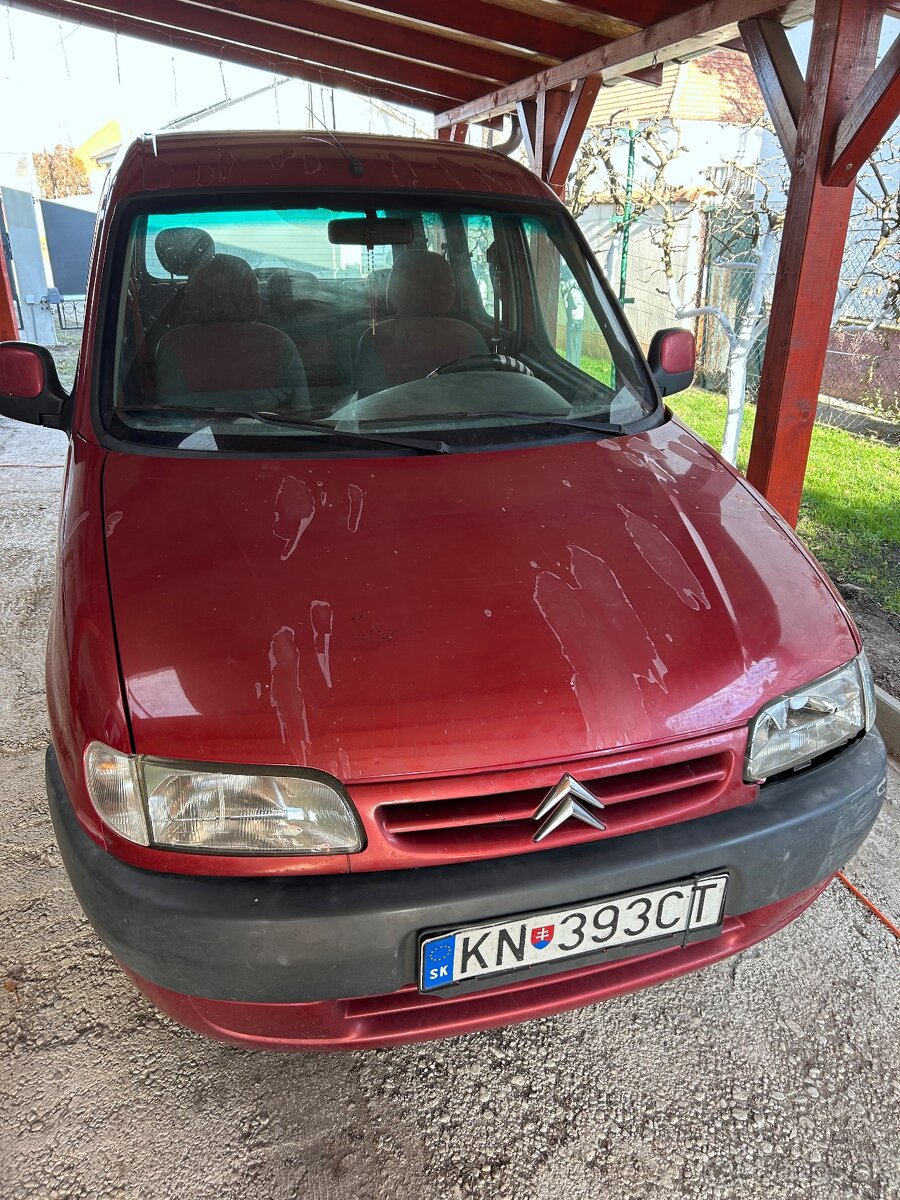 Citroen Berlingo-Renault Scenic