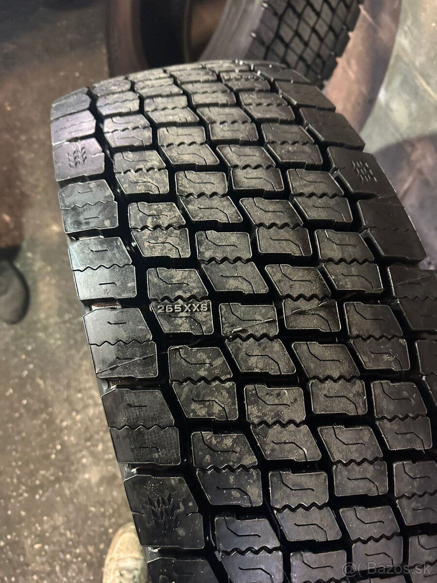 Pneumatiky 295/60 R22,5