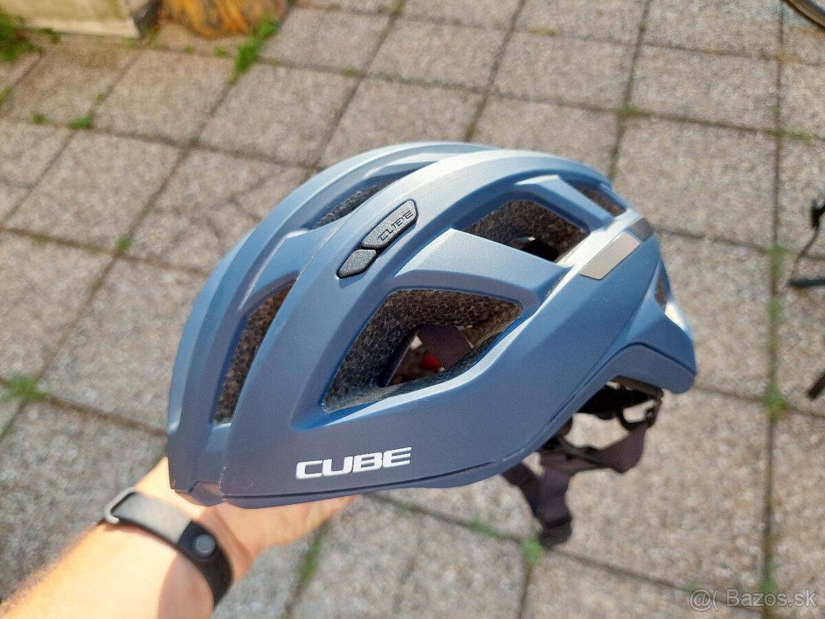 Predam helmu Cube Road Race - velkost 49-55cm