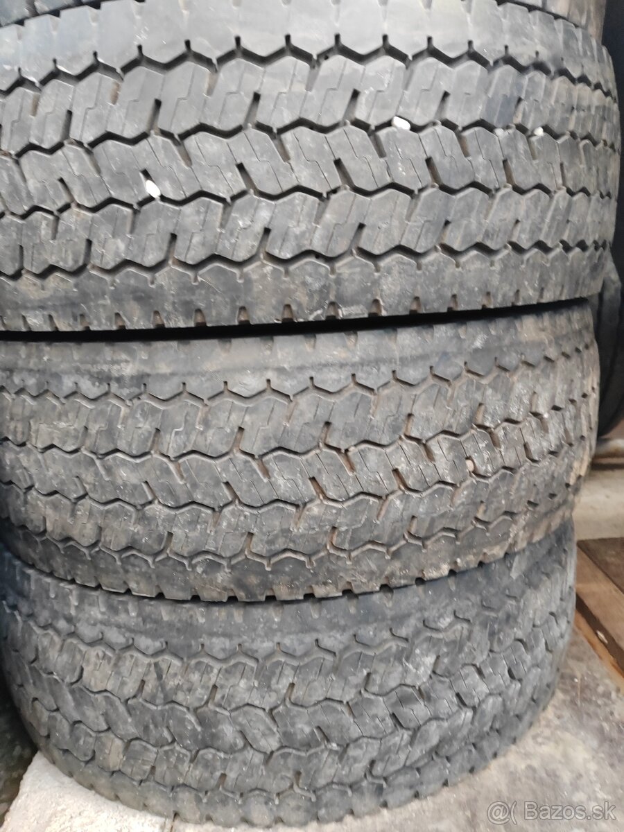 245/70 R17,5 Michelin / záberové